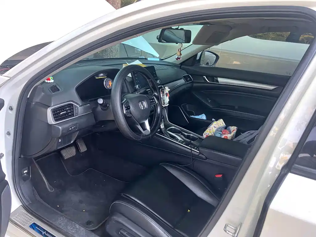 Honda Accord — миниатюра 4
