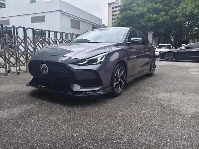 2022 MG 5