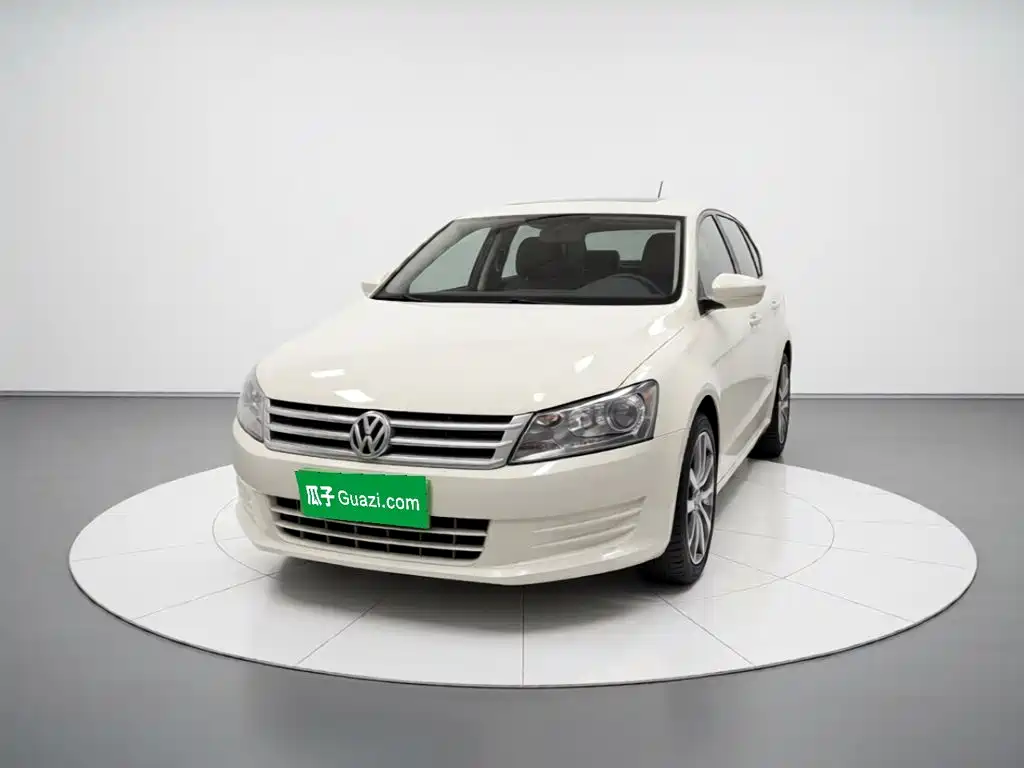 Volkswagen Santana — миниатюра 2