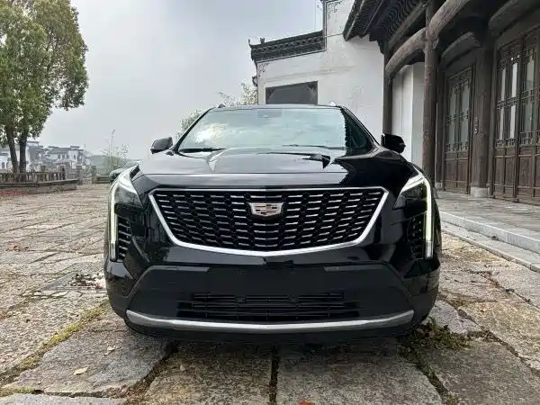 Cadillac XT4