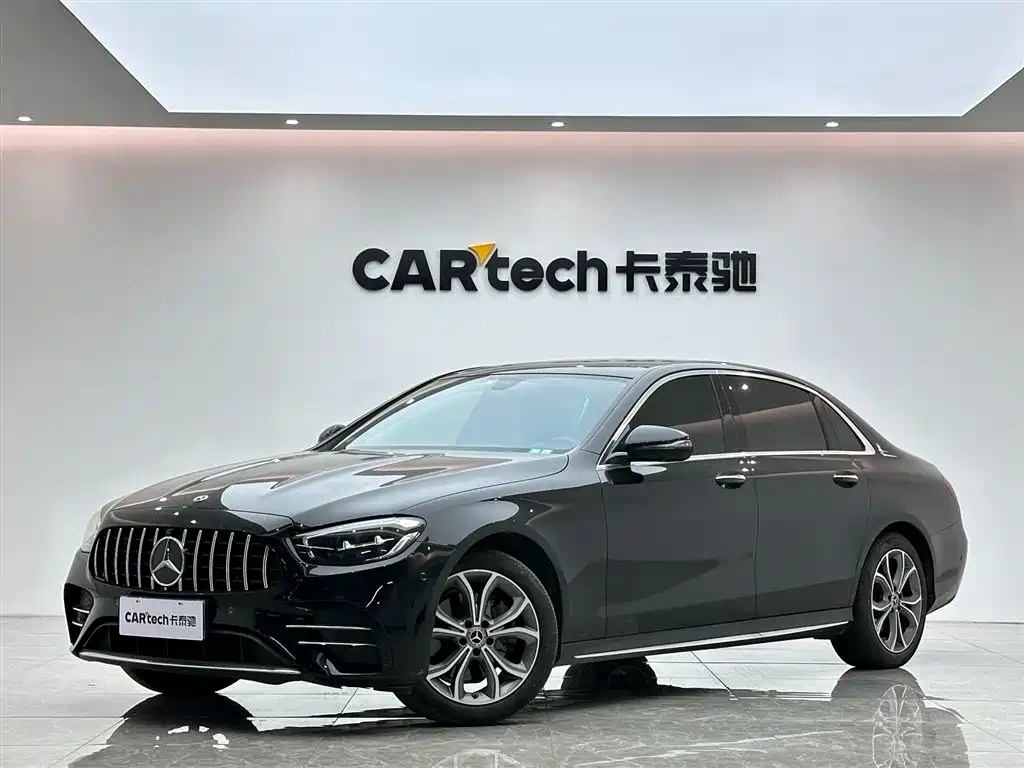 Mercedes-Benz E-Class 2022