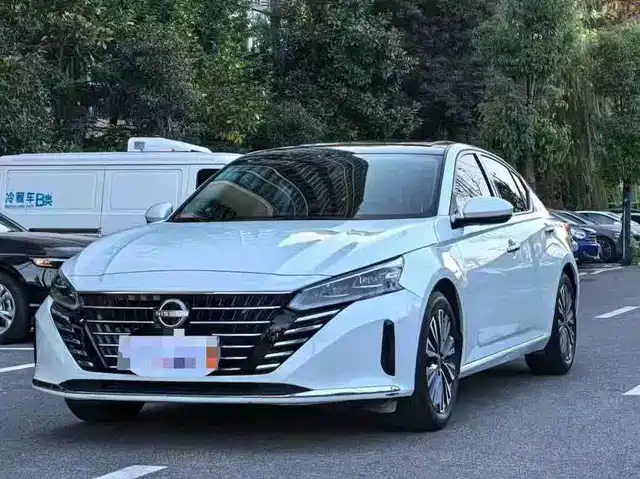 NISSAN TEANA