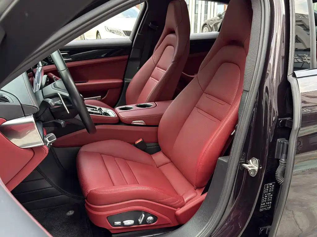 Porsche Panamera — миниатюра 4