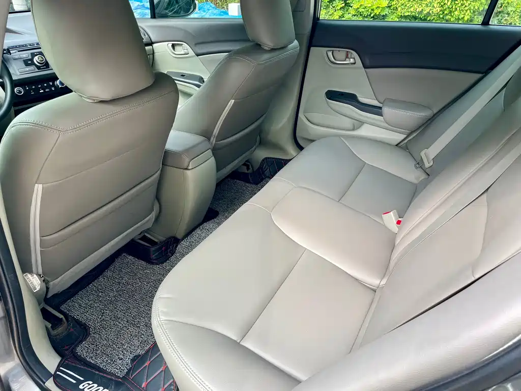 Honda Civic — миниатюра 11