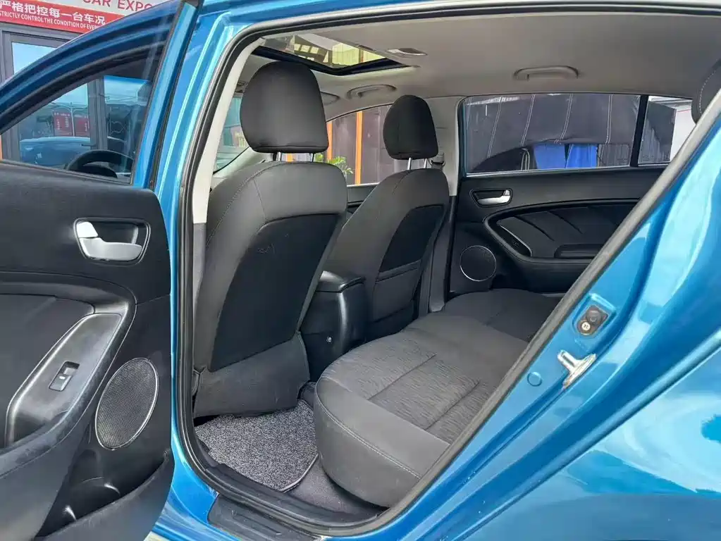 Kia K3S — миниатюра 6