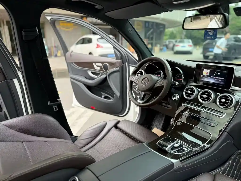 Mercedes-Benz GLC — миниатюра 7