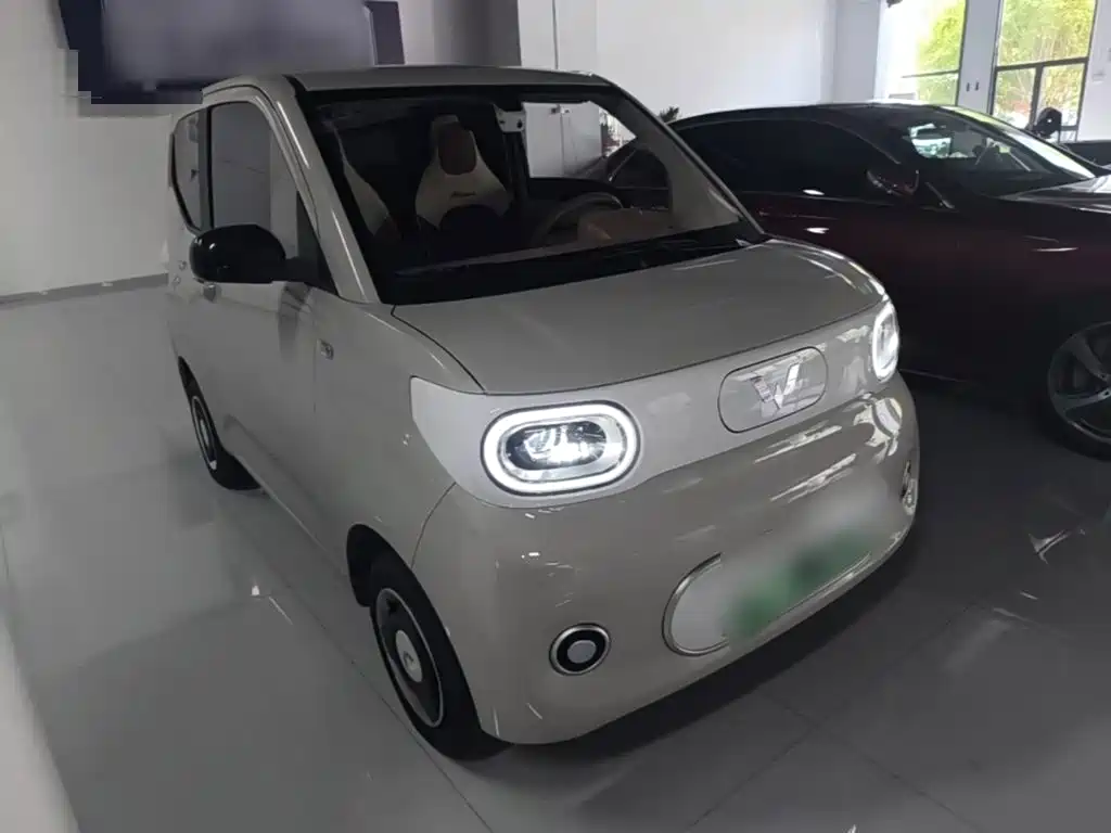 Wuling MINIEV — миниатюра 4