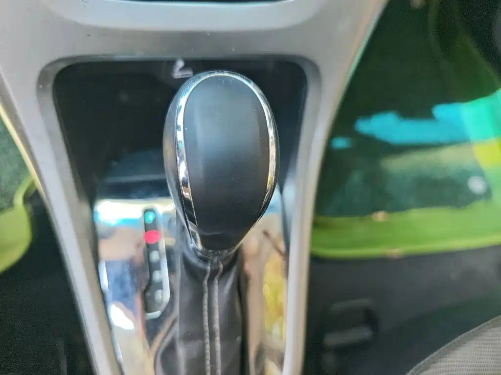 Buick Excelle — миниатюра 15