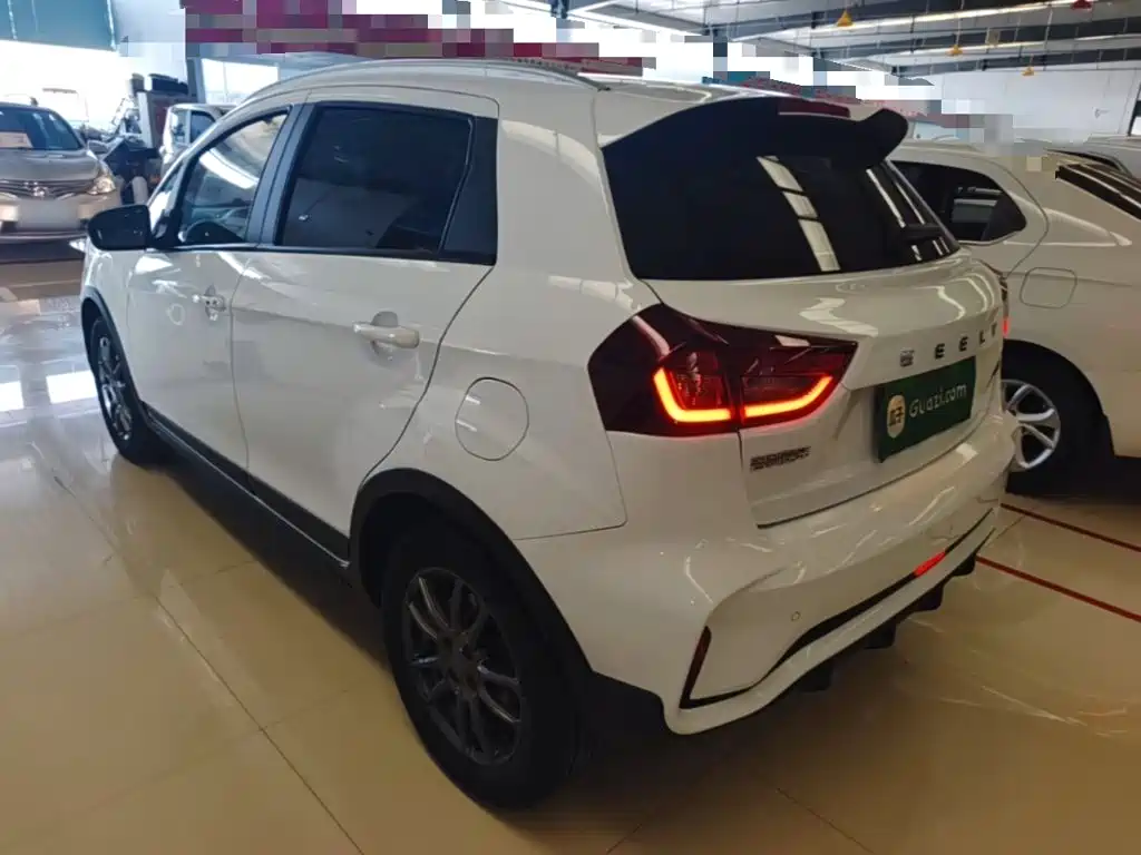 Geely Vision X3 — миниатюра 5