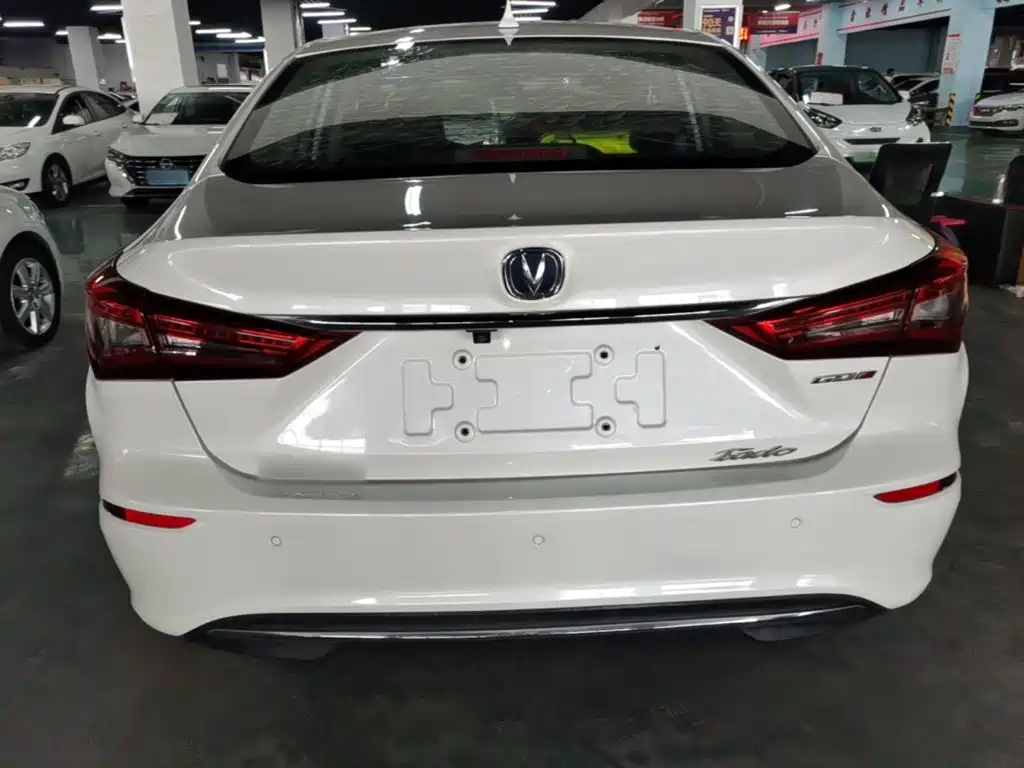 Changan Eado — миниатюра 6