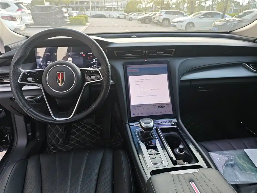 Hongqi Hongqi H5 — миниатюра 6