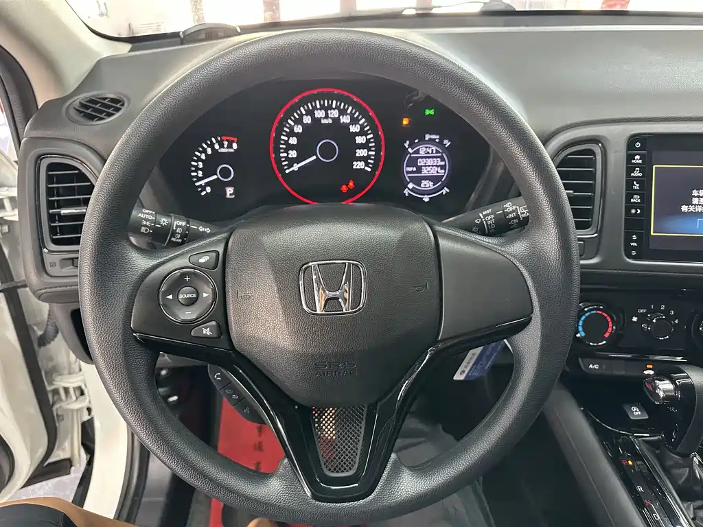 Honda Vezel — миниатюра 15
