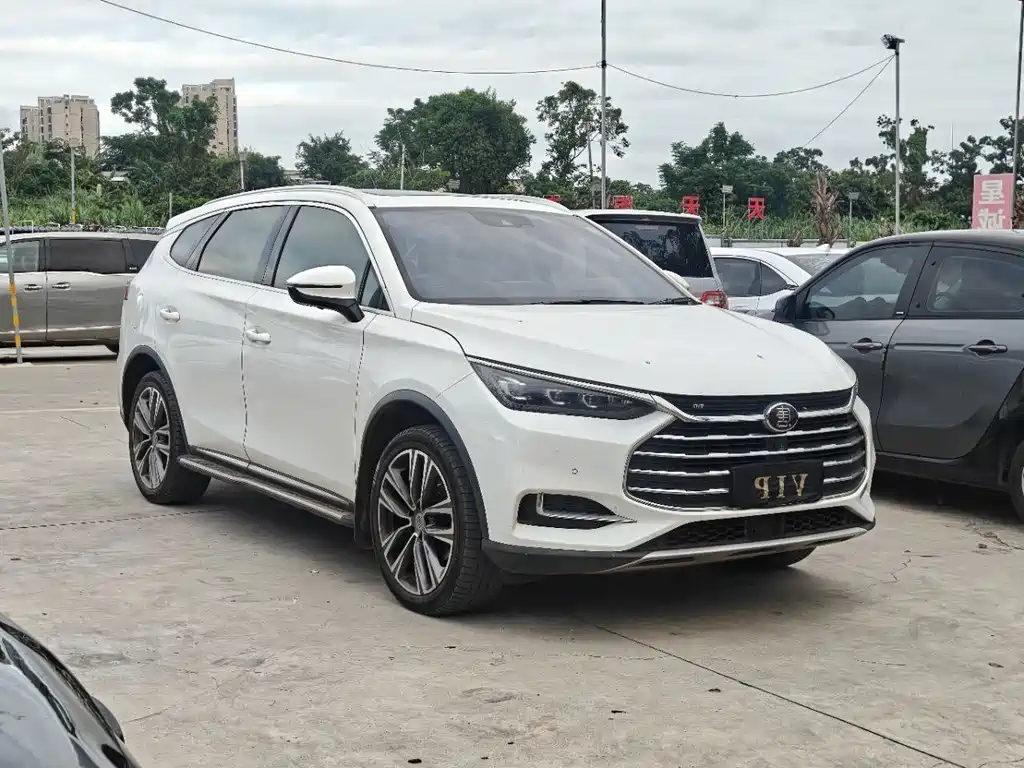 BYD Tang — миниатюра 3