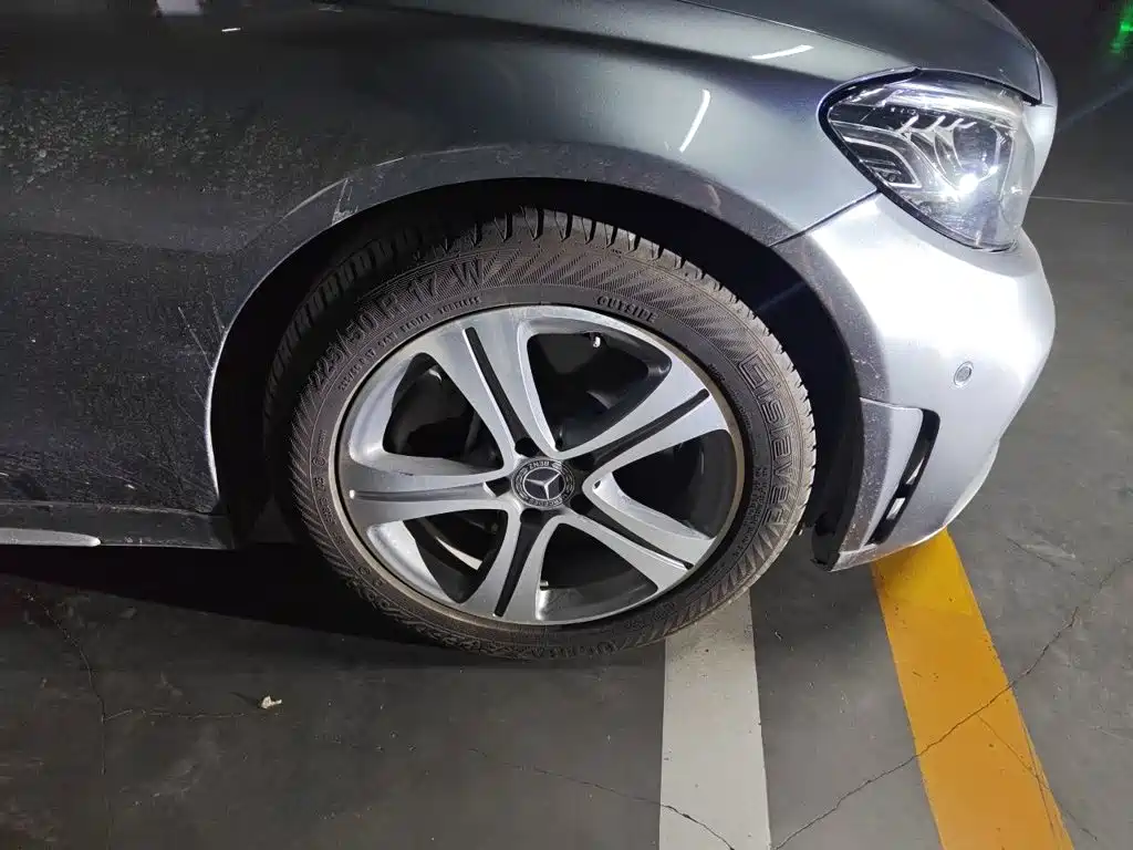 Mercedes-Benz C-Class — миниатюра 8