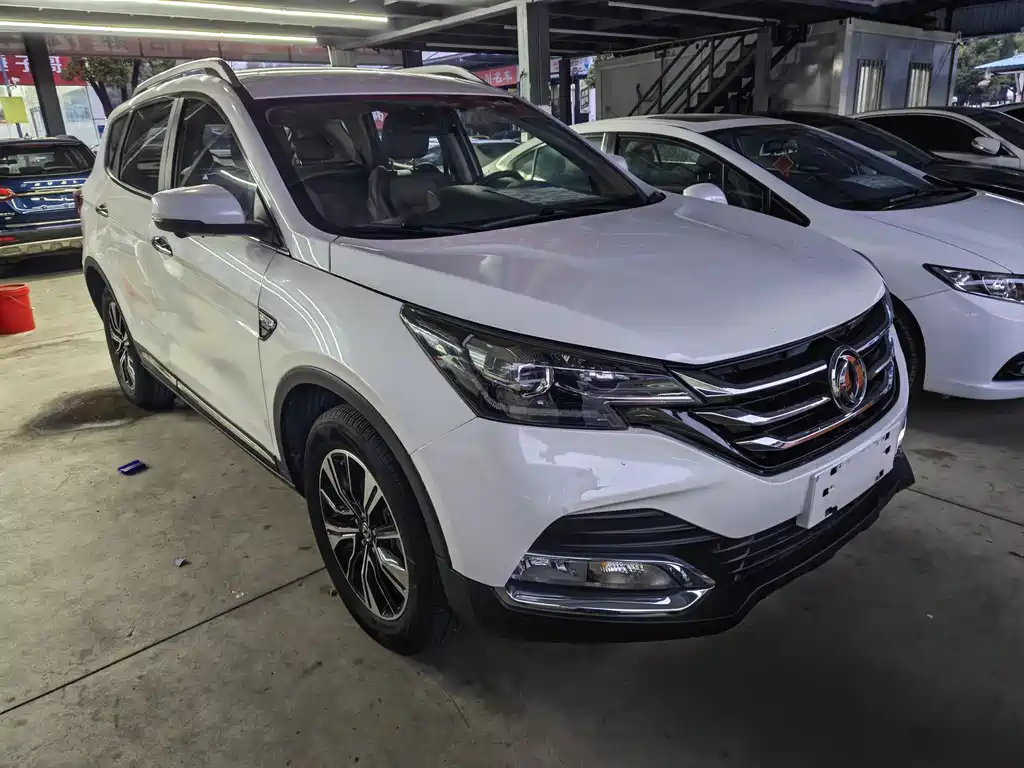 DONGFENG AX7