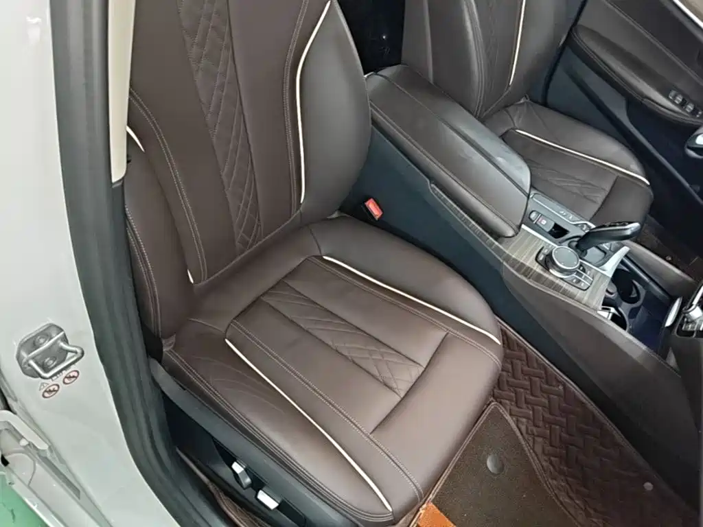 BMW 5 Series New Energy — миниатюра 25