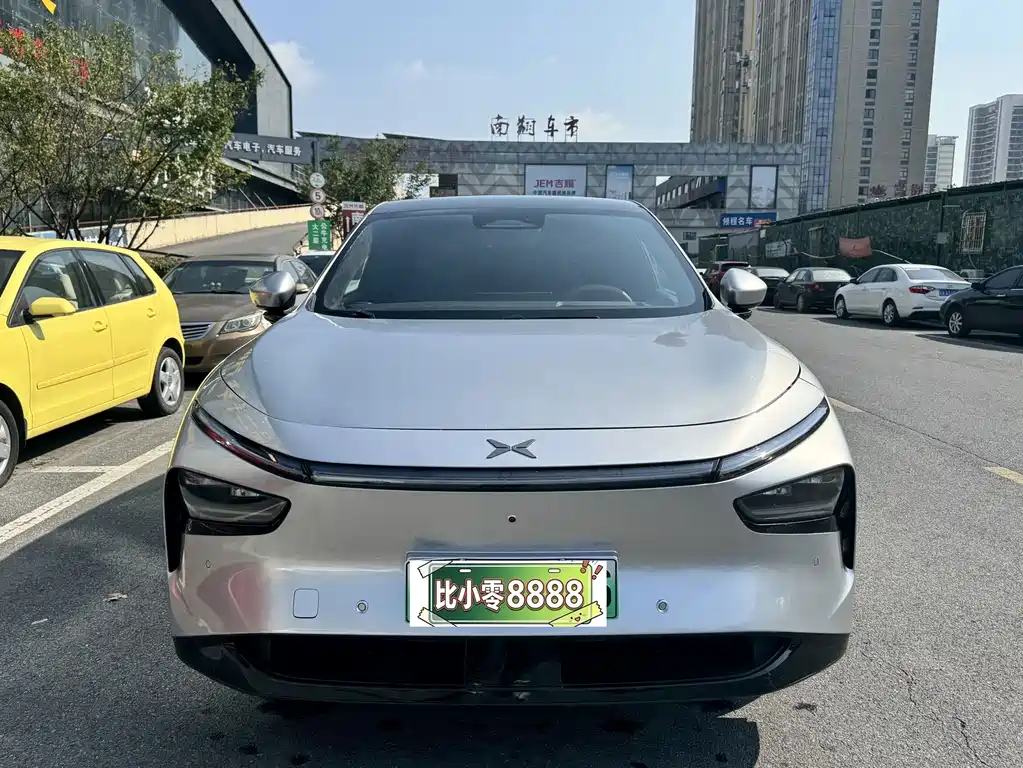 XPeng G7 — миниатюра 2