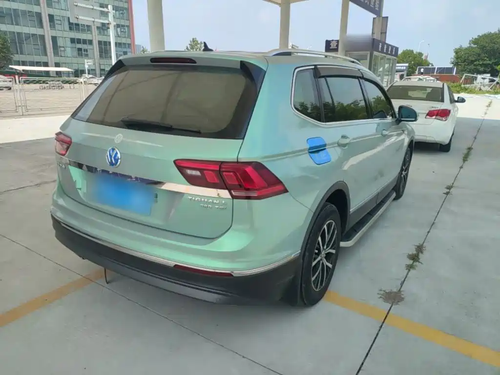 Volkswagen Tiguan L — миниатюра 7