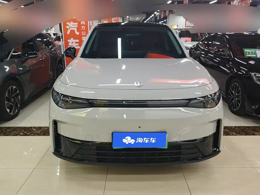 Leapmotor Leapmotor C10 — миниатюра 2