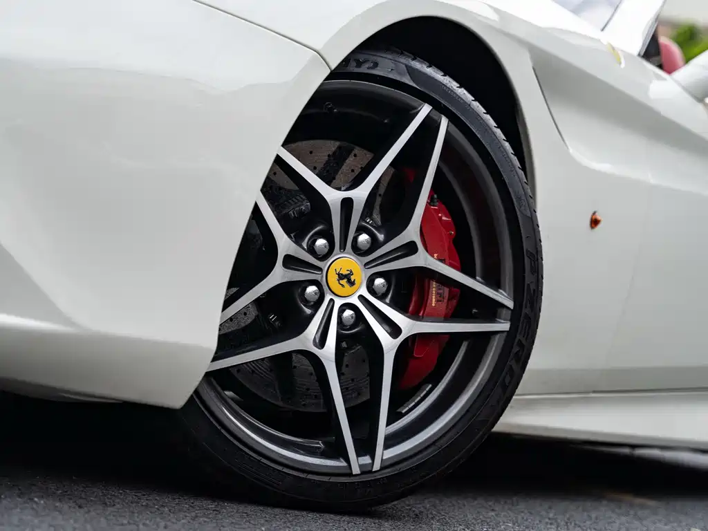 Ferrari California T 2015 3.9T