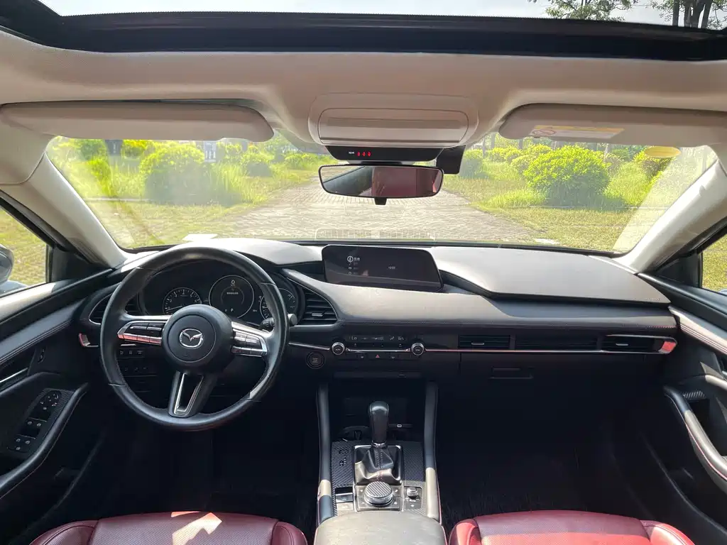 Mazda 3 Axela — миниатюра 17