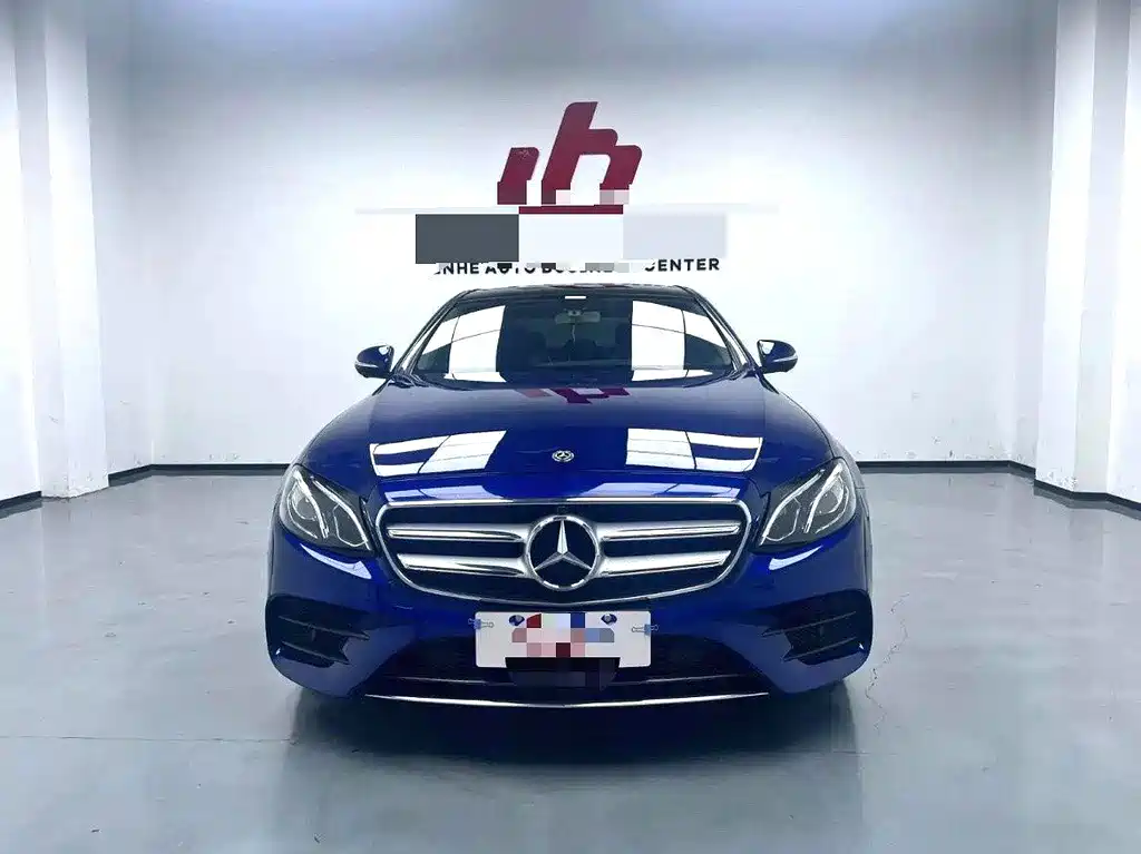Mercedes-Benz E-Class — миниатюра 2