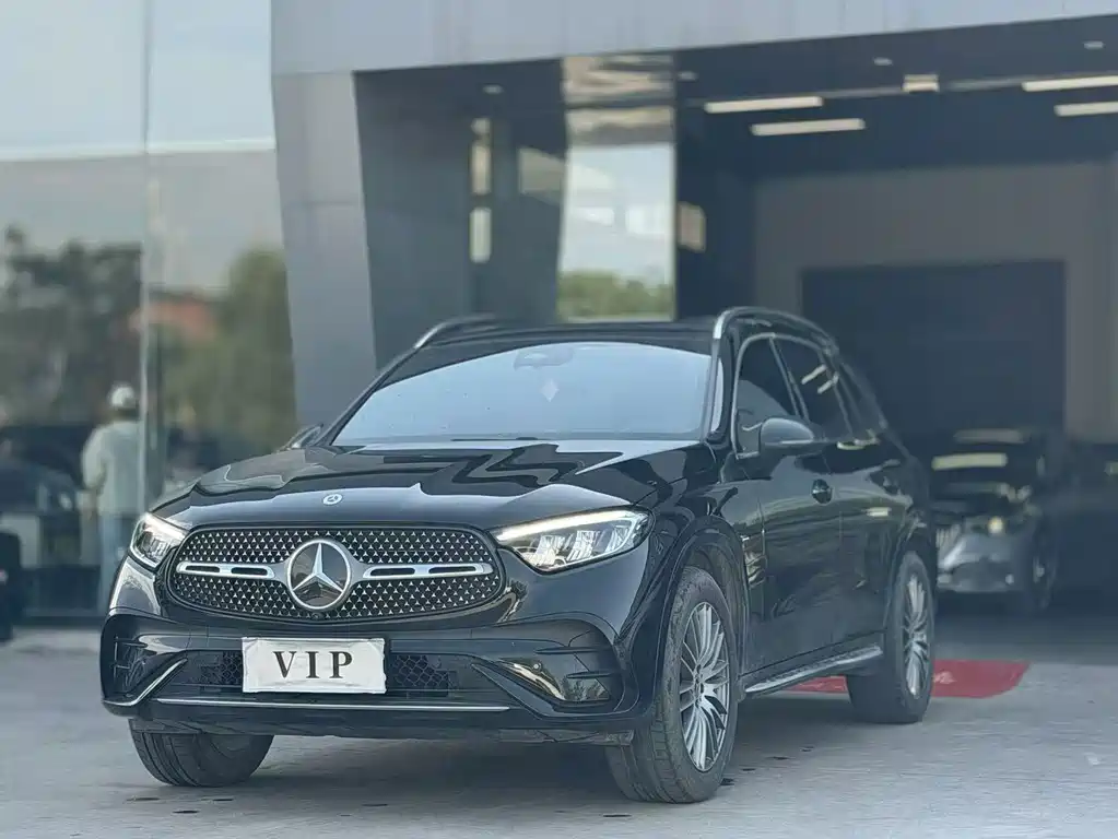 Mercedes-Benz GLC 2024 GLC 260 L 4MATIC 5 мест