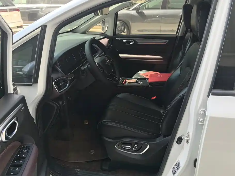 GAC Motor Trumpchi M6 — миниатюра 9