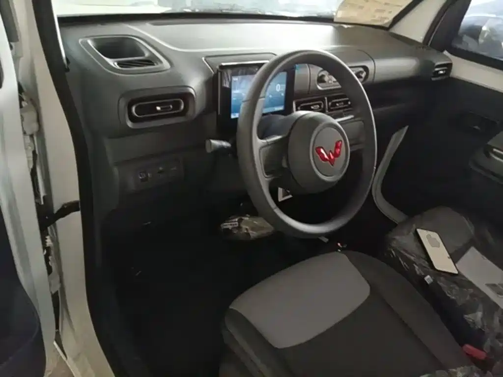 Wuling Sunshine EV 2025 305km