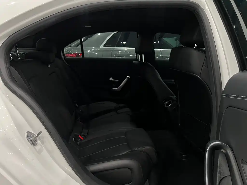 Mercedes-Benz A-Class A 2023 A 180 L