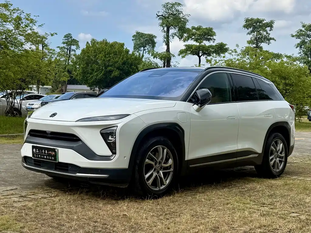 NIO ES6