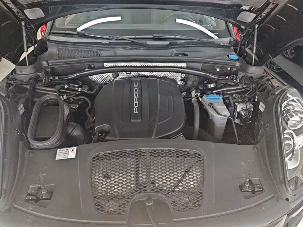 Porsche Macan — миниатюра 20