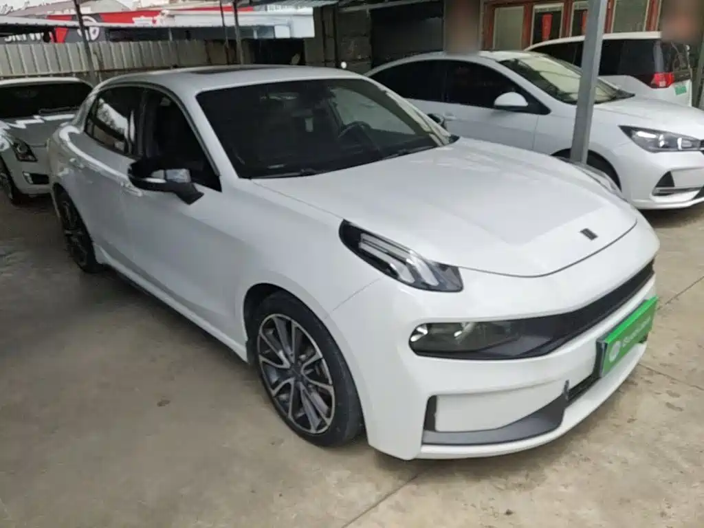 Lynk & Co 03 — миниатюра 4