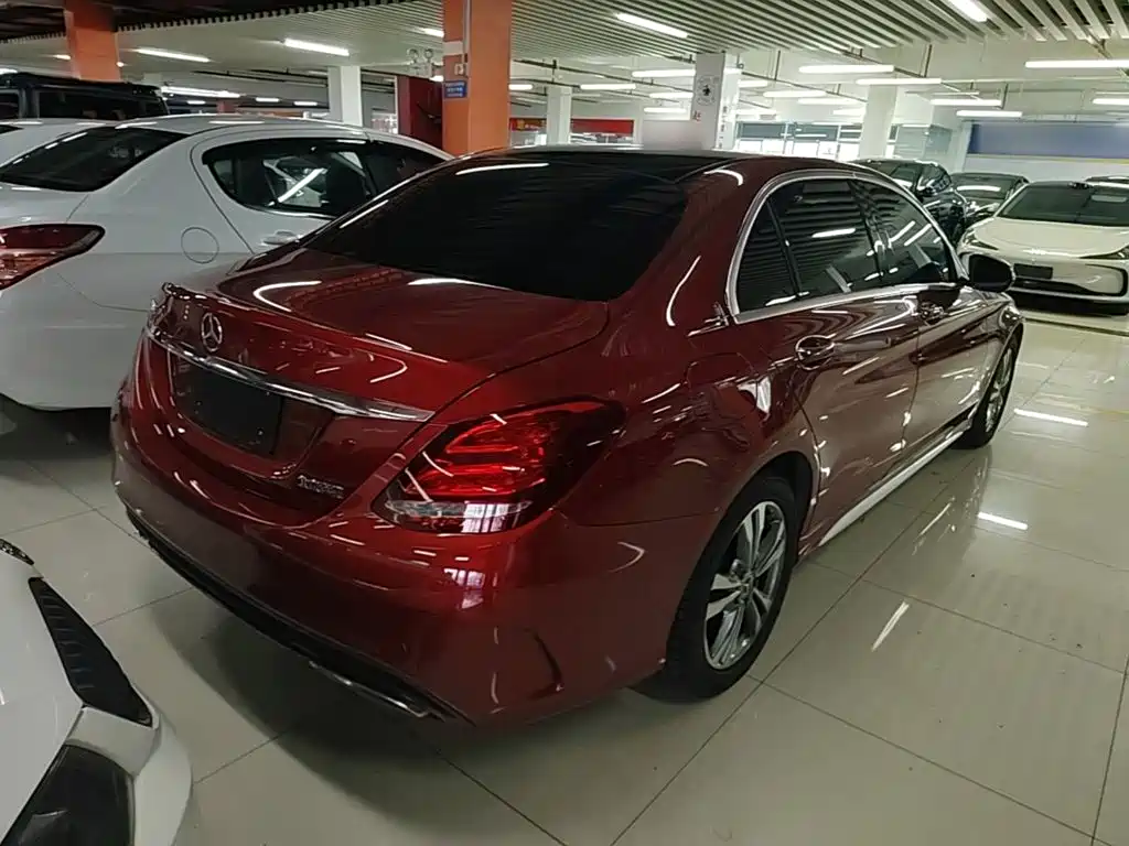 Mercedes-Benz C-Class — миниатюра 7