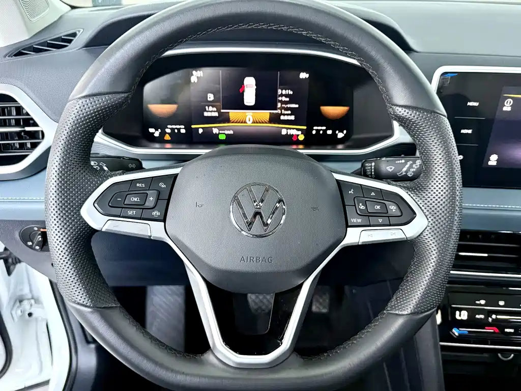 Volkswagen Tharu — миниатюра 6