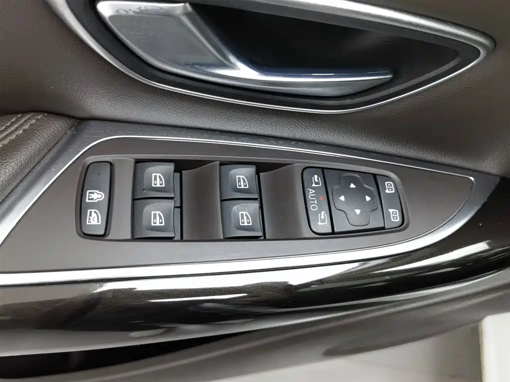 Renault Espace — миниатюра 9
