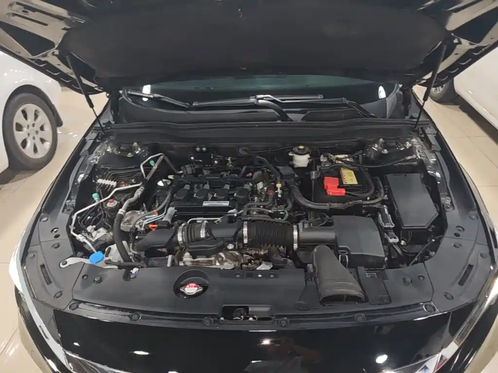 Honda Accord — миниатюра 20