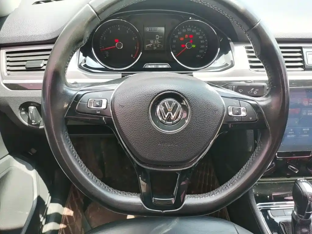 Volkswagen Bora — миниатюра 11