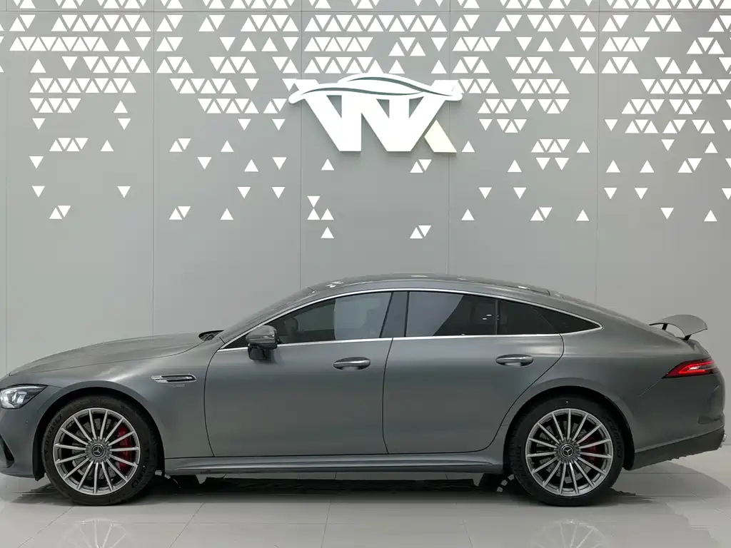 MERCEDES-BENZ AMG GT