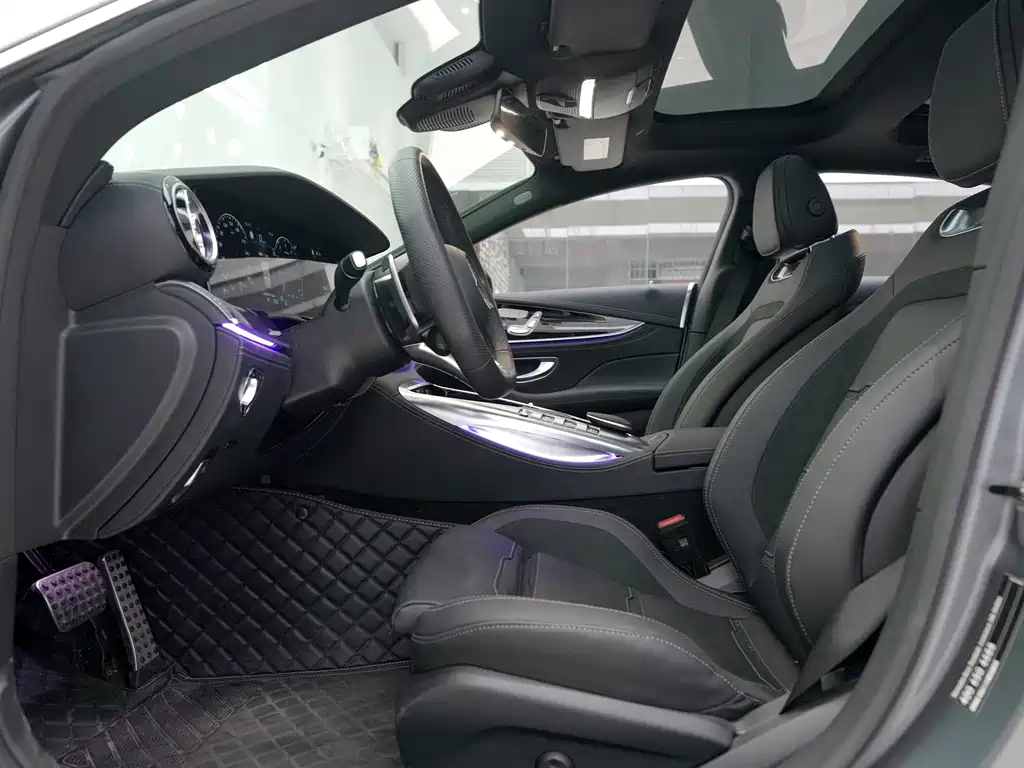 MERCEDES-BENZ AMG GT