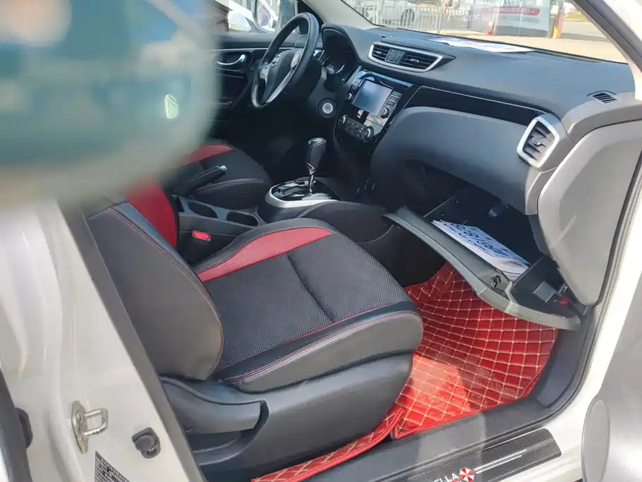 Nissan Qashqai — миниатюра 8