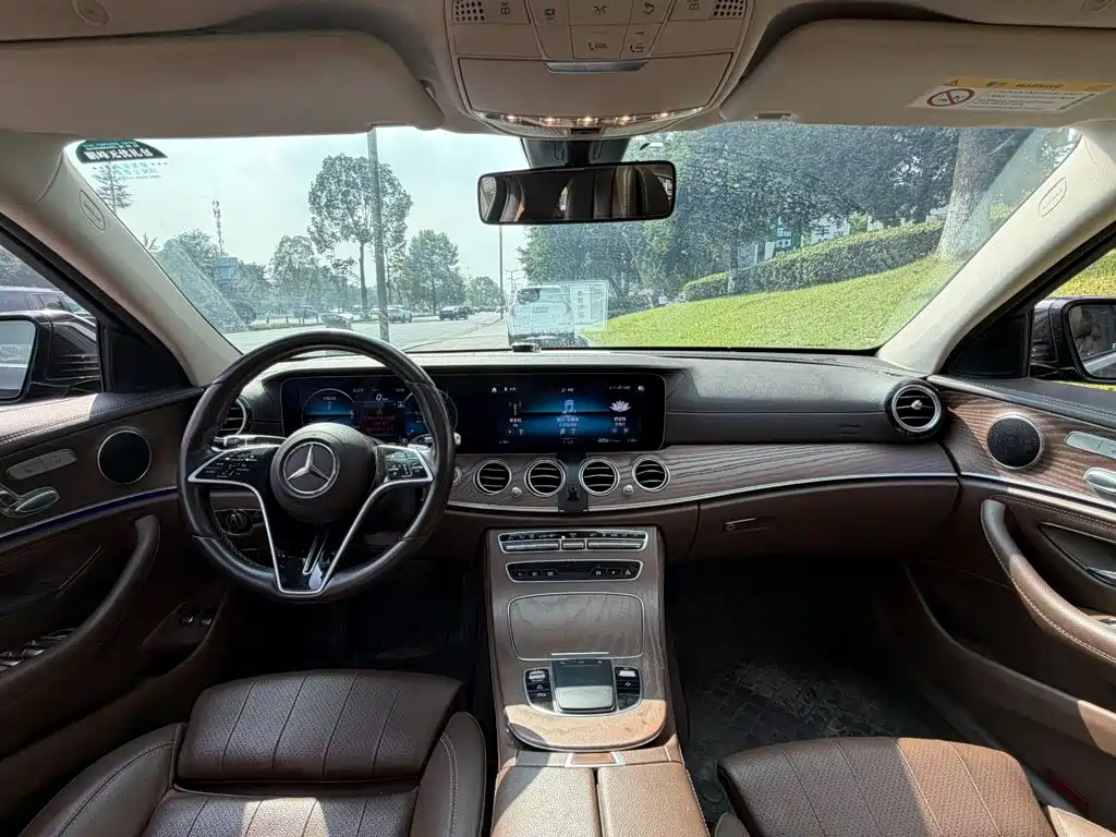 Mercedes-Benz E-Class New Energy — миниатюра 13