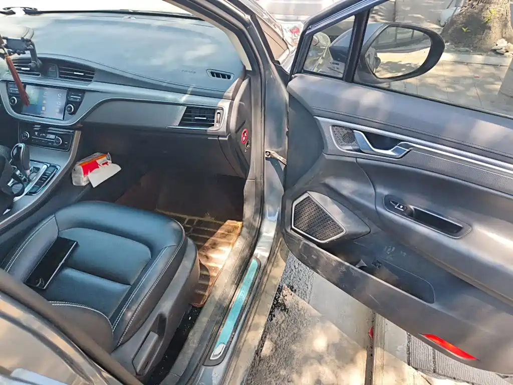 Geely Emgrand GS — миниатюра 21