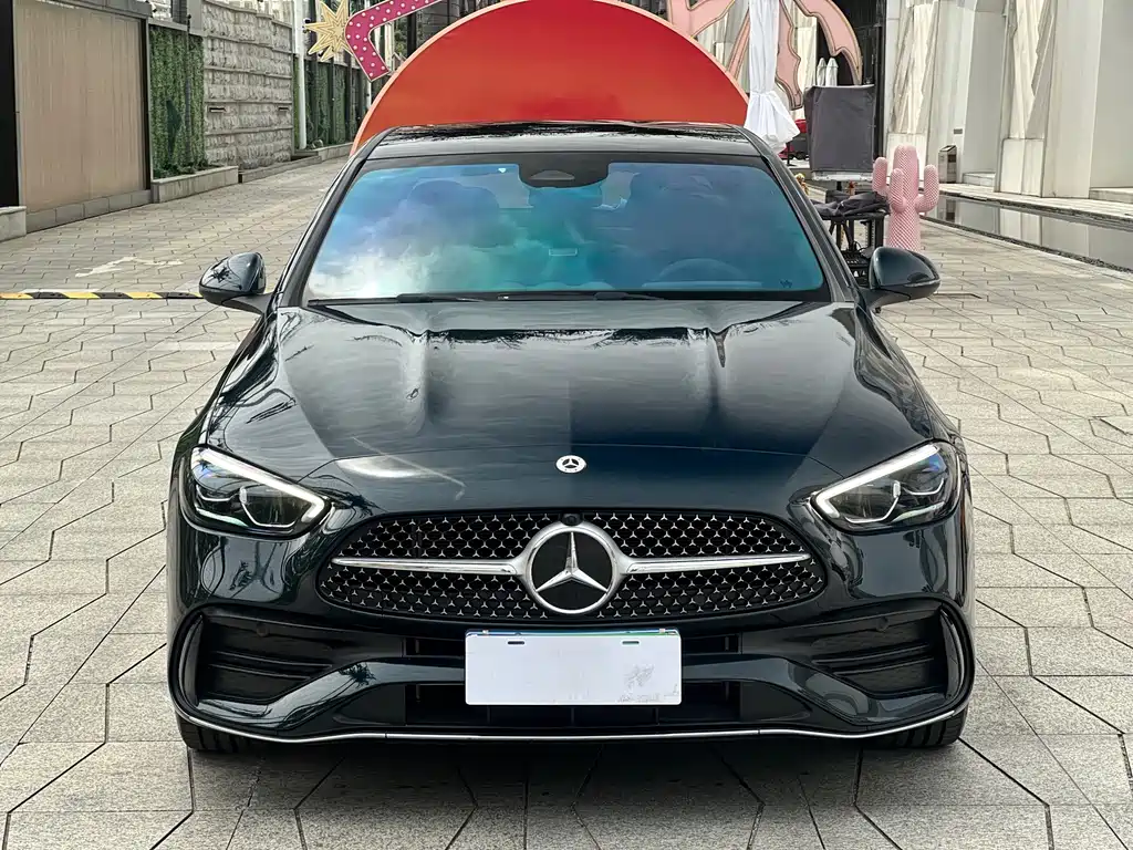 Mercedes-Benz C-Class — миниатюра 2
