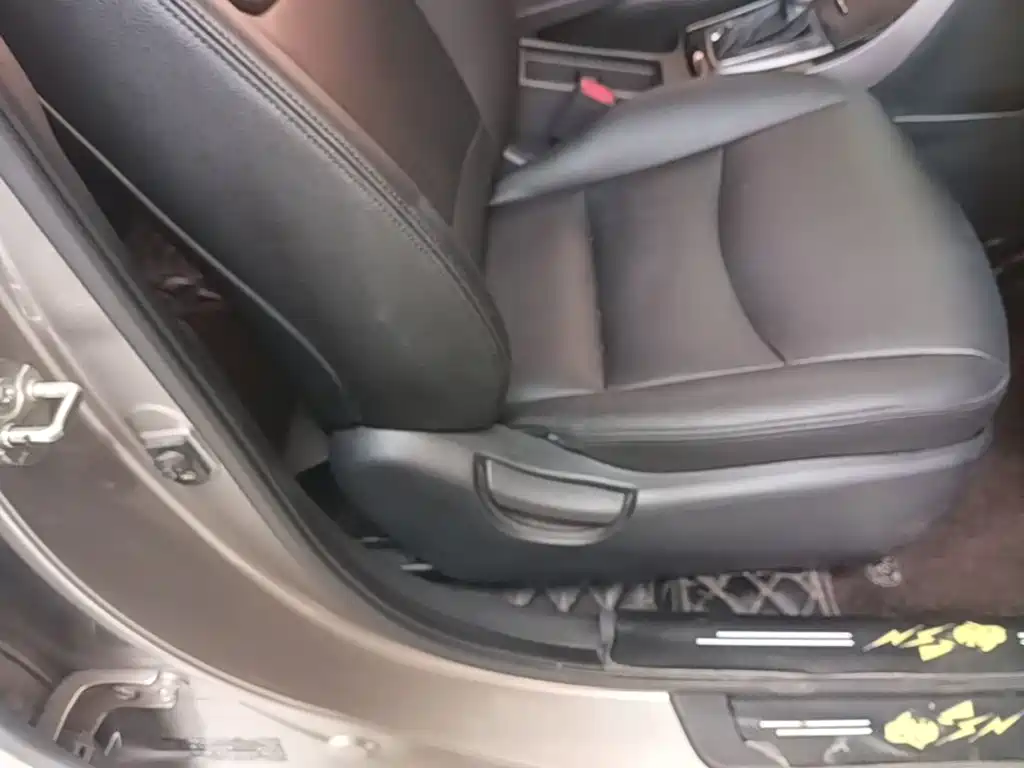 Hyundai Elantra Langdong — миниатюра 25