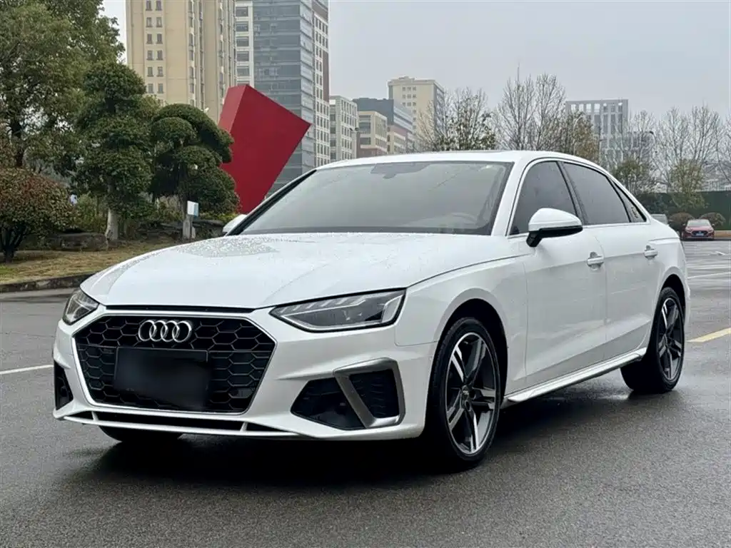 Audi A4L 2021