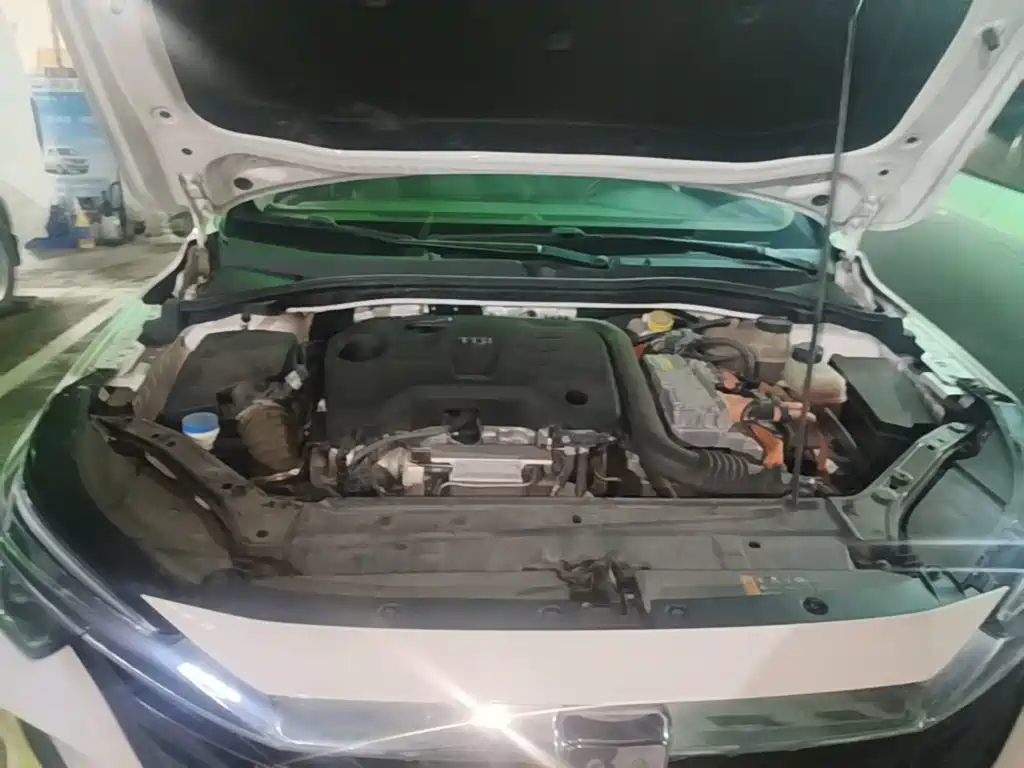 Roewe i6 MAX New Energy — миниатюра 20