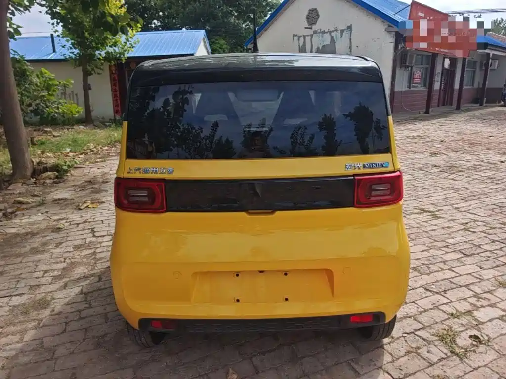 Wuling MINIEV — миниатюра 6