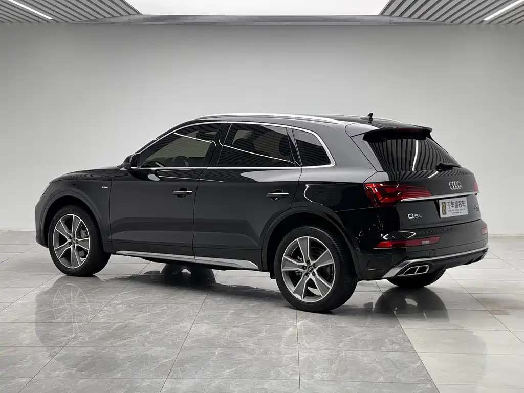 Audi Q5L 2021 45 TFSI Luxury