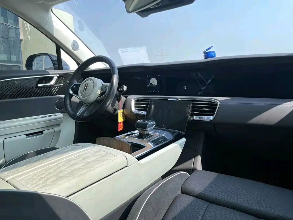 Hongqi Hongqi E-HS9 — миниатюра 8